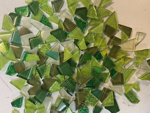 pre-nipped-mixed-glass-tiles